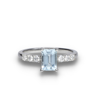 Sortija oro blanco Aguamarina y diamantes